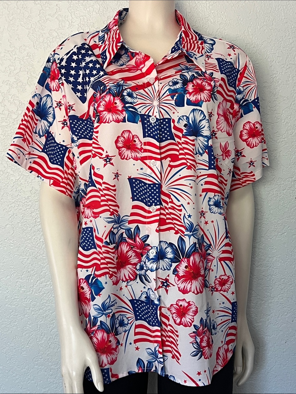 Patriotic Hawaiian American Flag Cruise Vacation Boutique Womens Lg Button Down